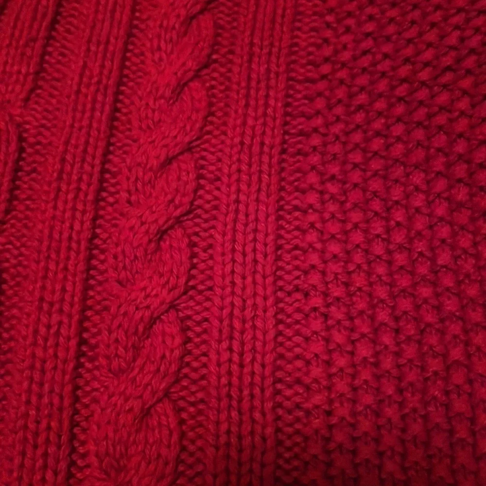 Gap Kids Russian Red Cable Knit  3 Button Sweater with Faux Fur Lined Collar - Picture 8 of 13